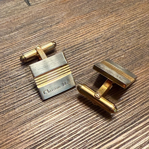 Dior Cuff Links - Picture 1 of 3